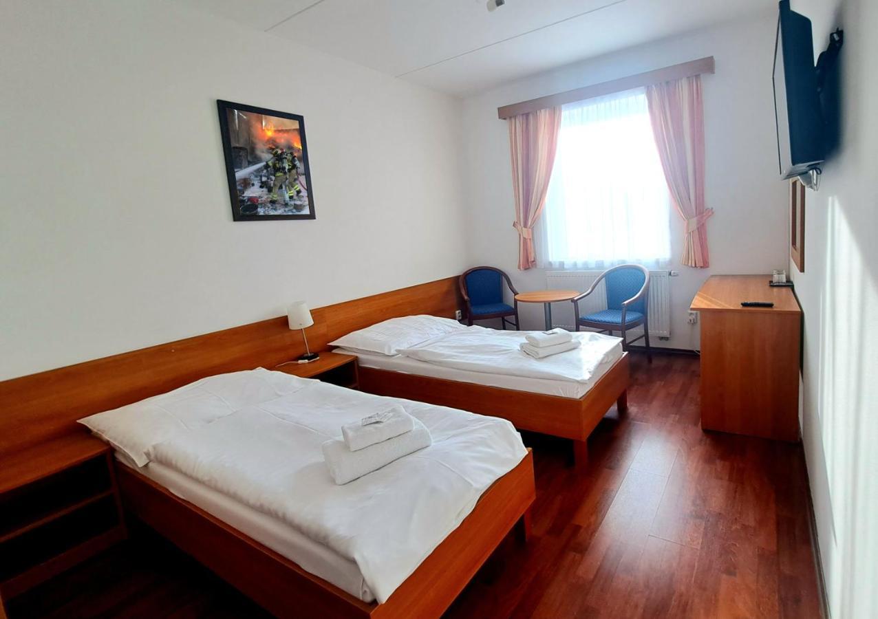 Hasicsky Hotel Přibyslav Buitenkant foto