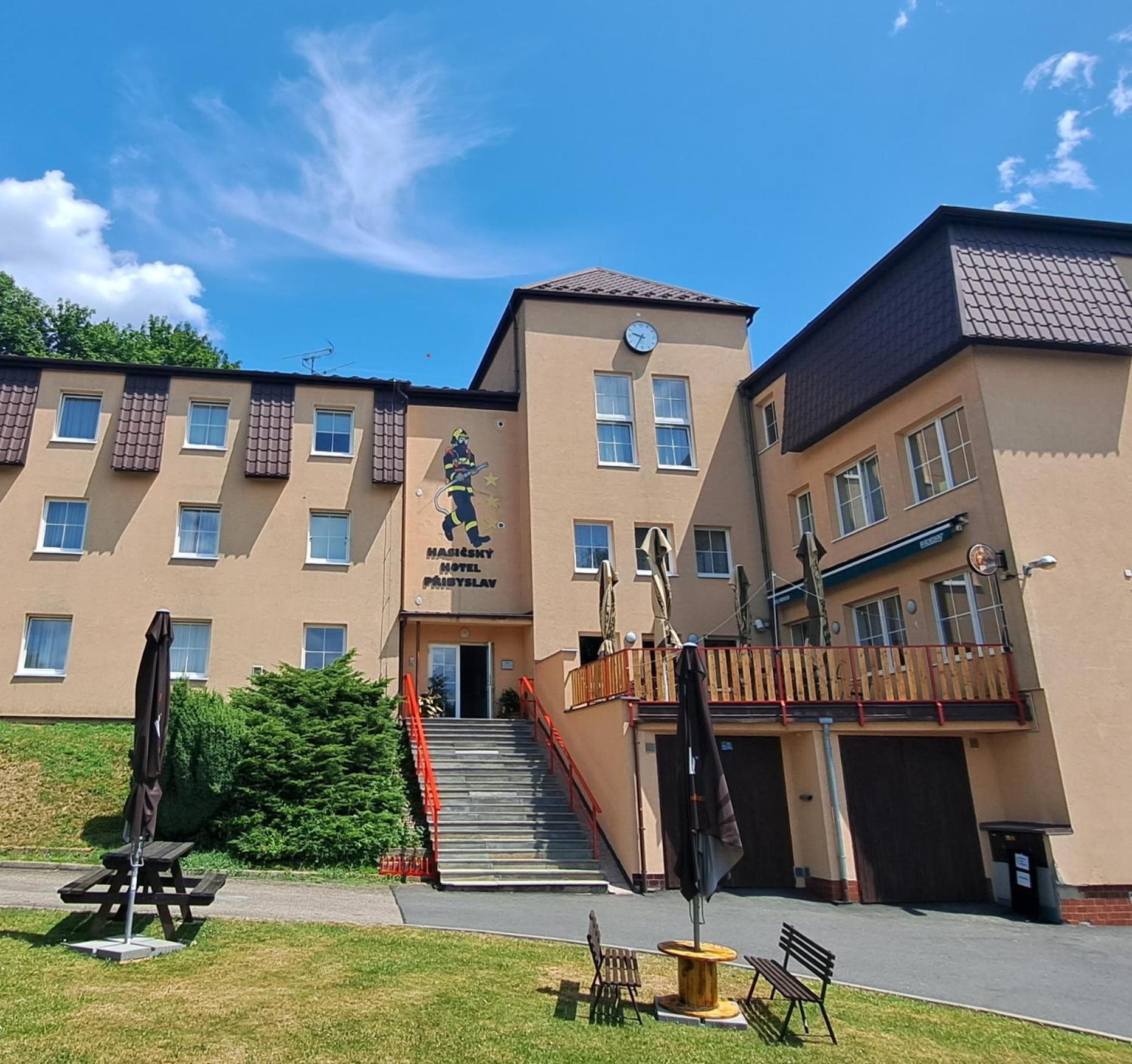 Hasicsky Hotel Přibyslav Buitenkant foto